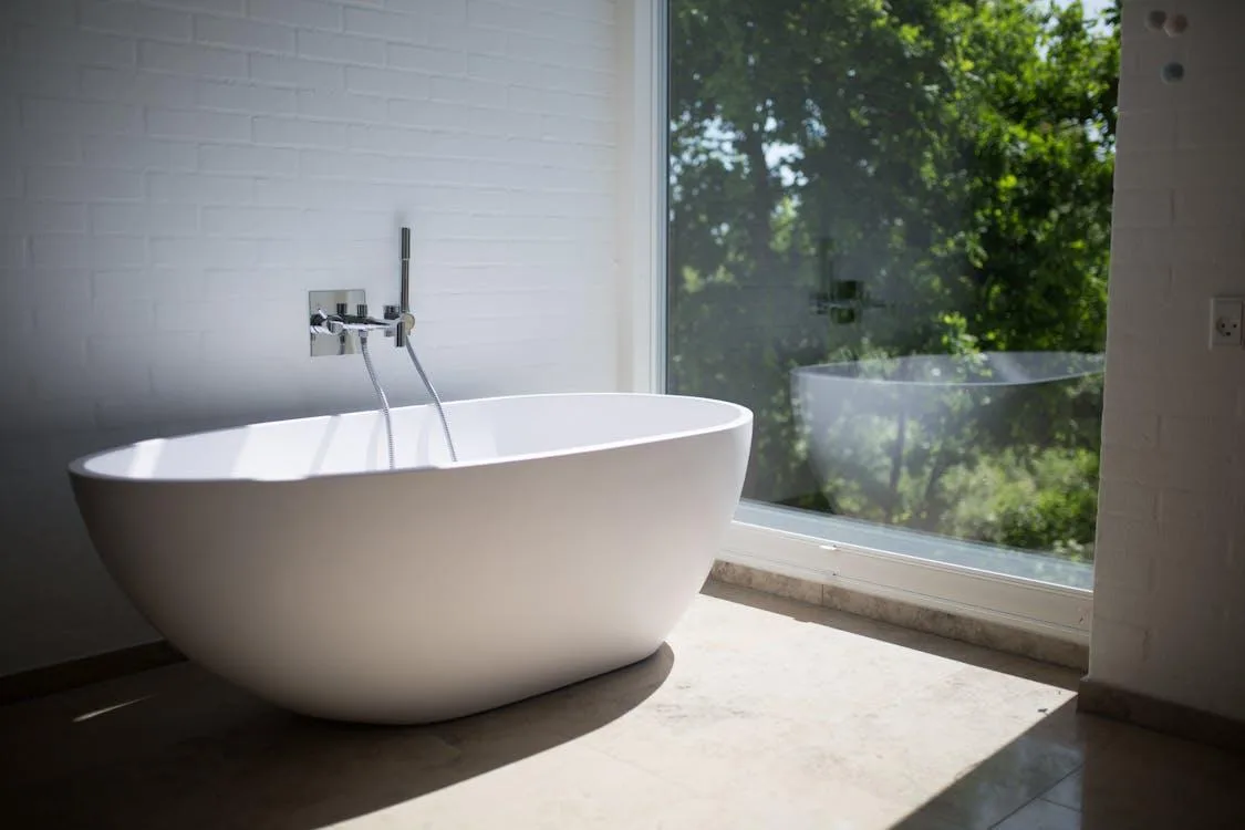 The ultimate guide to choosing the perfect bathtub for your bathroom 1